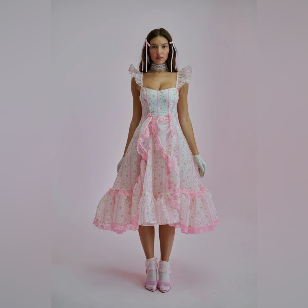 Selkie The Pillow Fight Sonnet Dress
